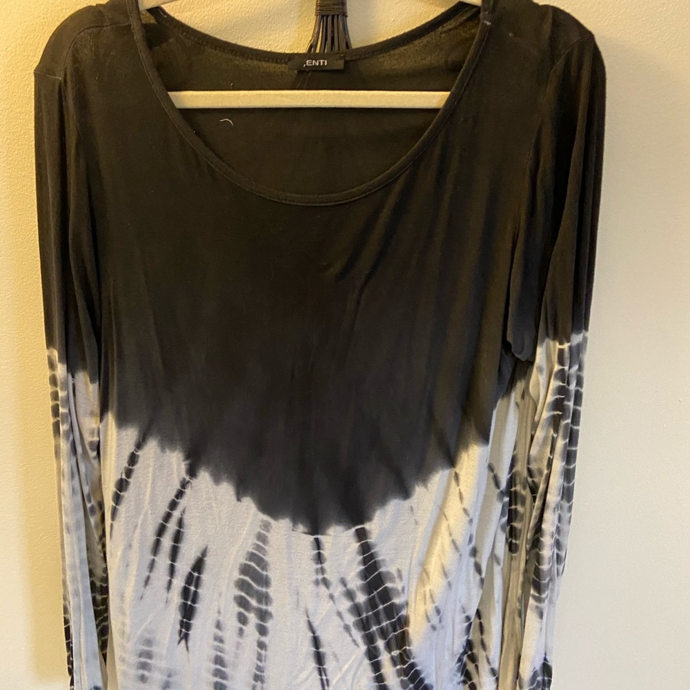 Long sleeve tie die top
